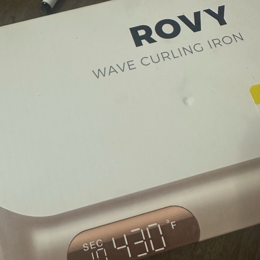 ROVY Wave Curling Iron - White